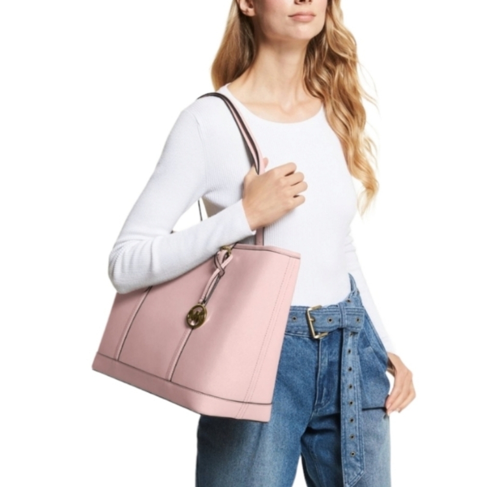 Michael Kors Jet Set Large Pink Tote - Picture 9 of 10